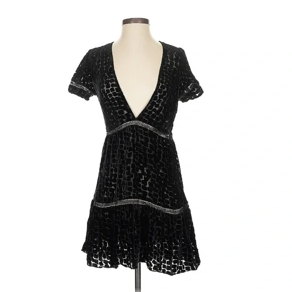 STONE COLD FOX Virgo Burnout Silk Velvet Dress Textured Plunge Black Size XS/S - Picture 2 of 15